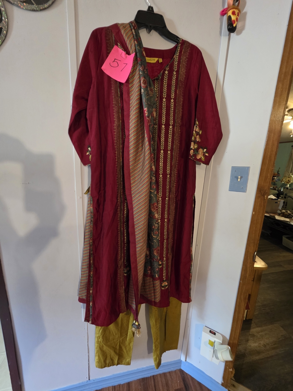 Embroidered Maroon Kurta Set with Printed With Wrap. Gold And Red Size Xlarge